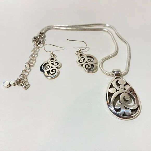 Brighton Contempo Necklace and Earring Set - Picture 3 of 9